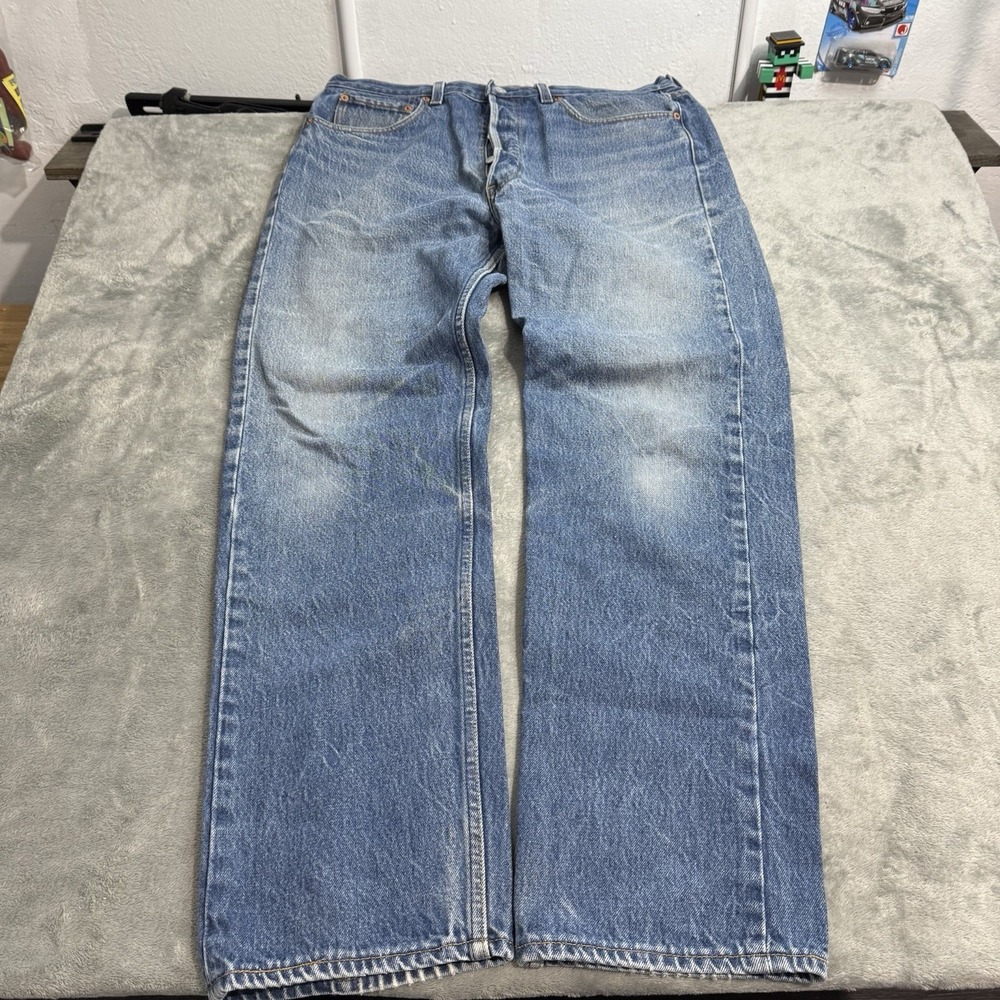 Vintage 90s Levi's 501xx Made in Usa Light Blue Denim Jeans 38x34 (33x30) Retro